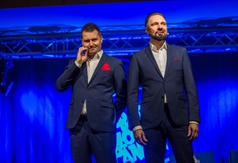 Kabaret Młodych Panów rozbawił mieszkanki Gminy Władysławowo do łez