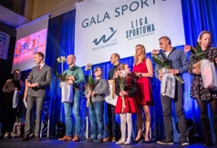 Sportowcy wyróżnieni na uroczystej gali