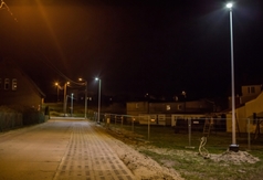 Szkolna i skwer w Tupadłach oświetlone
