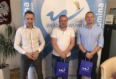 Uratowali topiące się dziewczyny