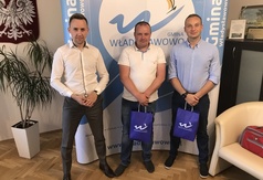 Uratowali topiące się dziewczyny