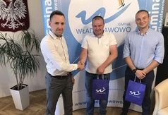 Uratowali topiące się dziewczyny