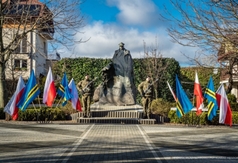 Obchody 102. rocznicy Zaślubin Polski z Morzem - zdjęcie 11