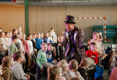 Spektakl edukacyjny „Frania Recykling, Cztery Żywioły i Ekodancing” - zdjęcie 8