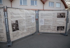 Ekspozycja plenerowa poświęcona Żołnierzom Wyklętym.
