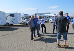 Wizyta w wypożyczalni pojazdów typu Camper