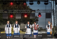 Festyn w Karwi - Kaszubianki na scenie