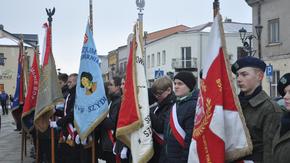 młodzież szkolna i mieszkańcy.