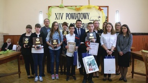 zdjęcie grupowe finalistów