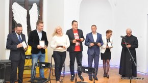 nagrodzeni za wsparcie akcji Zaczarowany Tornister