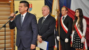 przemawia starosta szydłowiecki Włodzimierz Górlicki