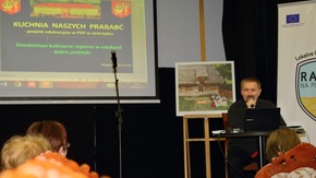 Zbigniew Tomczyk - nauczyciel historii w jastrzębskiej szkole oraz doradca metodyczny historii zapre