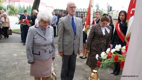 delegacja Sekcji Emerytów Związku Nauczycielstwa Polskiego w Szydłowcu