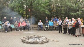 Przy dźwiękach muzyki i śpiewie można było miło spędzić ostatnie ciepłe chwile