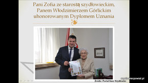 Pani Zofia Liszka ze starostą szydłowieckim Panem Włodzimierzem Górlickim uhonorowanym Dyplomem Uzna