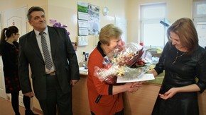 Anita Gołosz Przewodnicząca Rady Powiatu w Szydłowcu, Cezary Sierawski Radny Powiatu i Jadwiga Matra