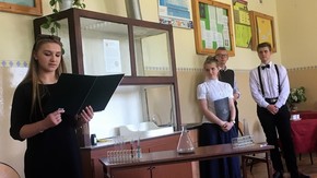 narratorką scenki była Julia Nikodem