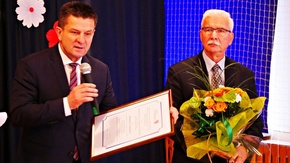 Starosta Szydłowiecki Włodzimierz Górlicki wraz z Wicestarostą Adamem Włoskiewiczem
