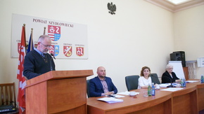 radni wysłuchali informacji o stanie ochrony środowiska na obszarze powiatu szydłowieckiego za rok 2