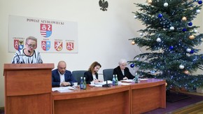 Projekt uchwały budżetowej przedstawiła Dorota Jakubczyk, Skarbnik Powiatu.