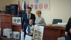 Natalia Karbarz, zwyciężczyni konkursu wraz ze swoją opiekunką