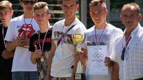 udekorowani zawodnicy