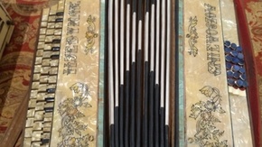 Instrument muzyczny z Muzeum Ludowych Instrumentów Muzycznych w Szydłowcu.