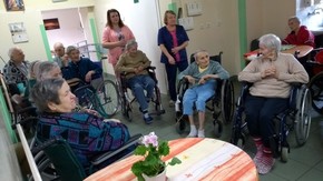 W spotkaniu uczestniczyli podopieczni placówki i personel.