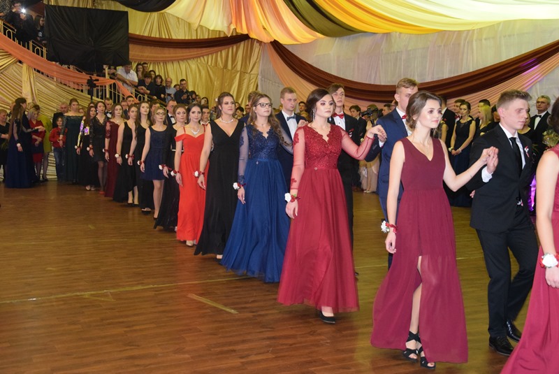 Bal Studniówkowy w Sienkiewiczu 2019.