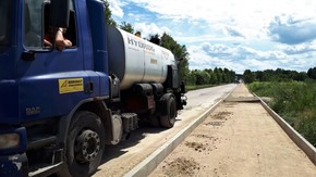 prace budowlane wykonuje firma Budromost, wyłoniona w drodze przetargu nieograniczonego