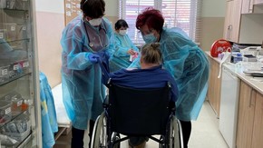 Szczepienia przeciw COVID-19 w DPS w Łaziskach