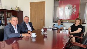 Spotkanie z nowym dyrektorem ZDP - od lewej: starosta szydłowiecki W. Górlicki, dyrektor ZDP T. Lew