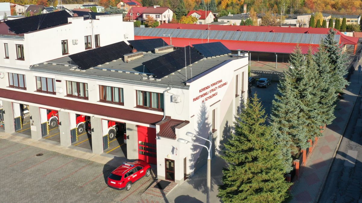 instalacja_fotowoltaiczna_03.jpg [1200x675]