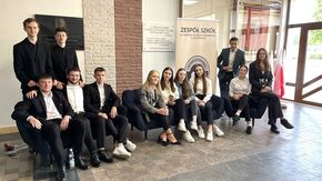 Maturzyści ZS im. KOP w Szydłowcu
