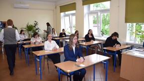 Maturzyści ZSO im. Henryka Sienkiewicza w Szydłowcu