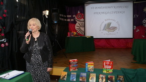 Joanna Strzelecka, Naczelnik Wydziału Edukacji, Zdrowia, Kultury i Sportu, zarazem kierownik bibliot