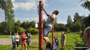 Zwycięzca tej konkurencji podciągnął się dwadzieścia osiem razy