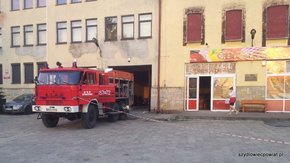 OSP Szydłowiec zakupi dwie bramy garażowe do strażnicy, które będą zamontowane w miejsce po byłej p