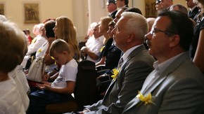 we mszy świętej uczestniczył Sekretarz Powiatu Krzysztof Bernatek, fot. Powiat Szydłowiecki