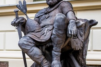 Przejdź do opisu atrakcji