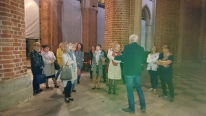 Spacer nauczycieli z przewodnikem po Gnieźnie