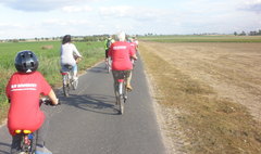 XIV Rajd Rowerowy pod patronatem Prezydenta Miasta Gniezna (link otworzy duże zdjęcie)