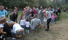 Wspólna zabawa na Święcie Ziemniaka (link otworzy duże zdjęcie)