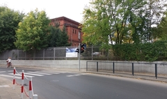 Zamontowana sygnalizacja świetlna przy ulicy Konikowo.