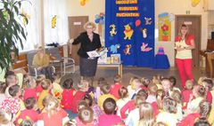 Urodziny misia w Przedszkolu nr 17 (link otworzy duże zdjęcie)