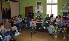 Spotkanie z młodzieżą z MŚS. (link otworzy duże zdjęcie)