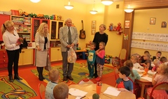 Fotorelacja z pobytu gości z Radwiliszek w Przedszkolu nr 14 (link otworzy duże zdjęcie)