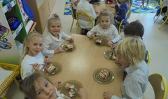 Jubileusz pisemka „Polne kwiaty” w Przedszkolu nr 6 (link otworzy duże zdjęcie)