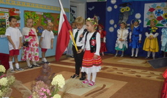 Jubileusz pisemka „Polne kwiaty” w Przedszkolu nr 6 (link otworzy duże zdjęcie)