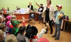 Filmowe rymowanki w bibliotece (link otworzy duże zdjęcie)